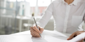 DE LOS CONTRATOS PUBLICITARIOS