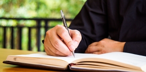 OBRAS REGISTRADAS BAJO SEUDONIMO