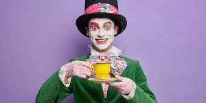 RESERVA DE DERECHOS AL USO EXCLUSIVO PARA PERSONAJES HUMANOS DE CARACTERIZACI&Oacute;N, O FICTICIOS O SIMB&Oacute;LICOS